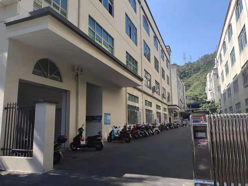 全自動點(diǎn)膠機(jī)廠家